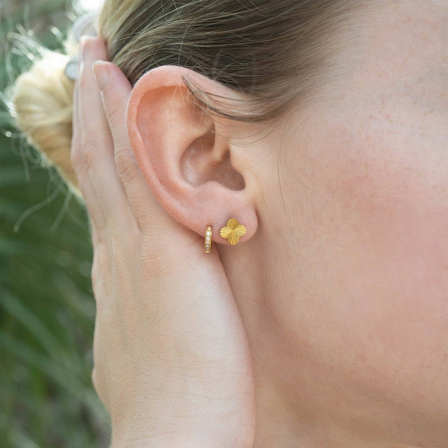 Gold Clover Stud Earrings