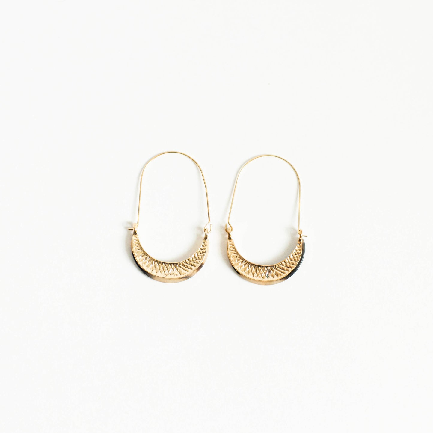 Olivia Earring - Light Tortoise