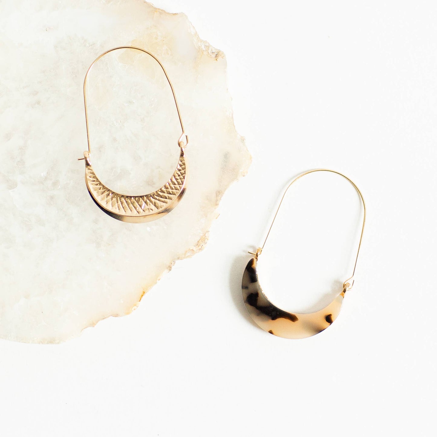 Olivia Earring - Light Tortoise